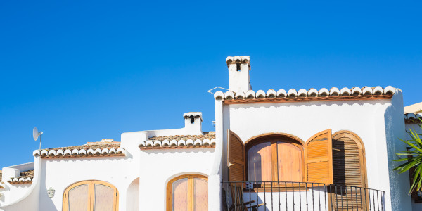 Pintar Fachadas de Casas Unifamiliares / Chalets La Pobla de Farnals · Pinturas para Pintado de Fachadas Metálicas o de Hormigón