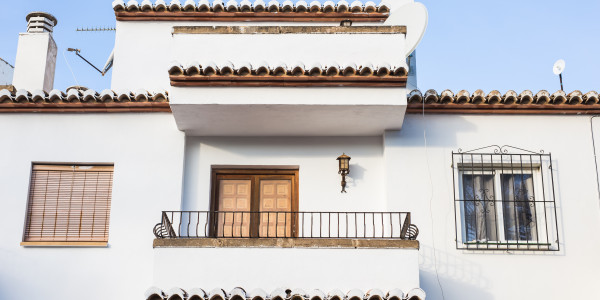 Pintar Fachadas de Casas Unifamiliares / Chalets La Pobla de Farnals · Pinturas Especiales Anticorrosivas y de Alta Resistencia
