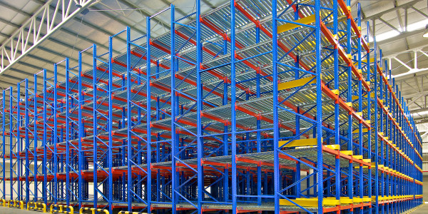 Pintar Fachadas de Naves Industriales, Fábricas y Almacenes Chella · Pintura para Pintado de Naves, Fábricas y Grandes Estructuras